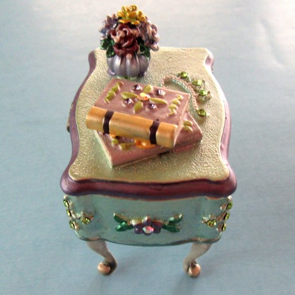 Swarovski crystals rhinestone ring box - trinket box - desk - table top - Picture 8 of 13